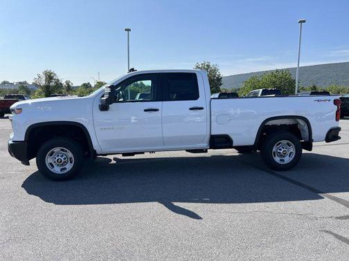2025 Chevrolet Silverado 2500 WT