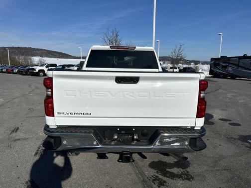 Summit White 2026 Chevrolet Silverado 2500 WT