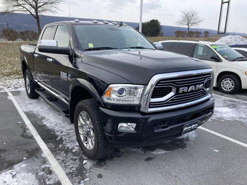2018 RAM 2500 Limited Crew Cab 4x4 6'4' Box