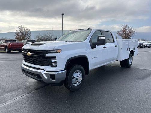 2025 Chevrolet Silverado 3500 WT