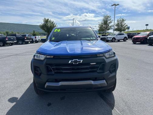 Reef Blue Metallic 2026 Chevrolet Colorado Trail Boss