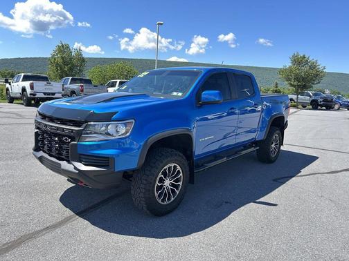 Bright Blue Metallic 2022 Chevrolet Colorado ZR2