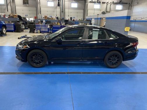 Black Uni 2020 Volkswagen Jetta 1.4T S