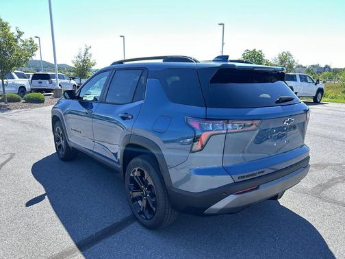 Lakeshore Blue Metallic 2026 Chevrolet Equinox 1LT