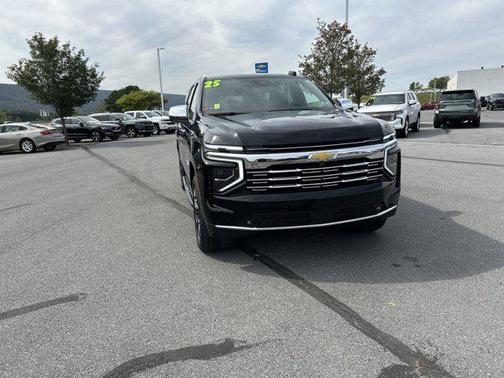 2025 Chevrolet Suburban Premier