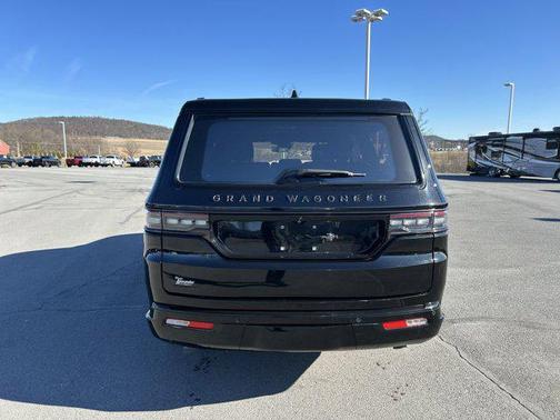 2023 Jeep Grand Wagoneer L Series III Obsidian 4x4
