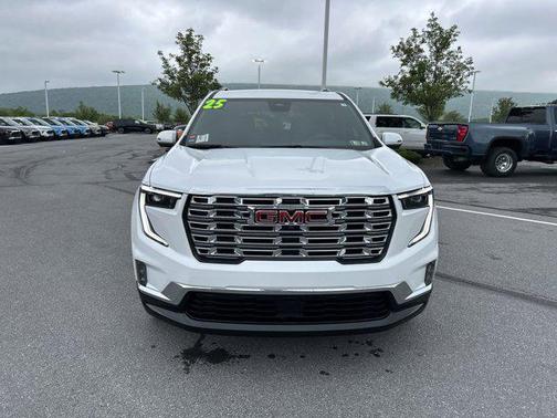 2025 GMC Acadia Denali