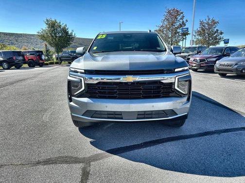 2025 Chevrolet Tahoe LS
