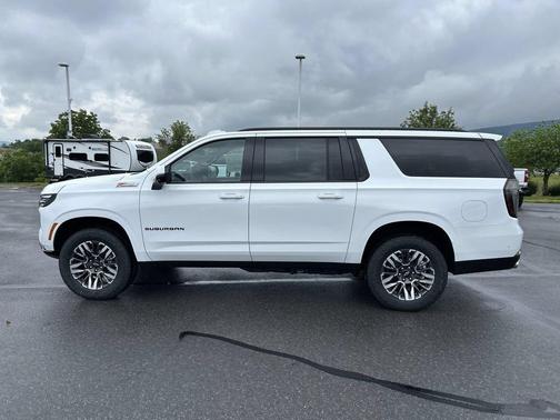 Summit White 2026 Chevrolet Suburban Z71, 4WD
