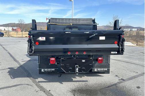 2025 Chevrolet Silverado 3500 WT