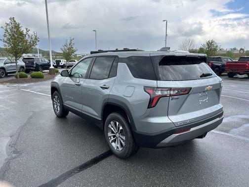 Sterling Gray Metallic 2026 Chevrolet Equinox 1LT