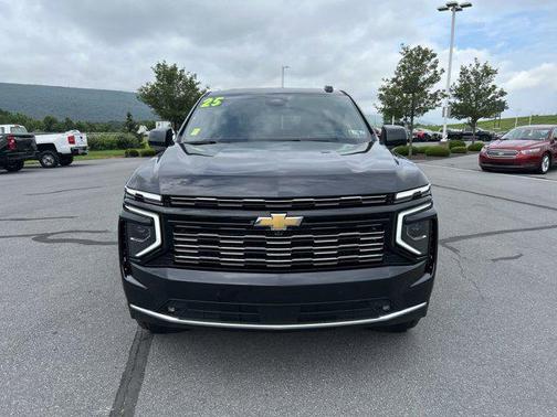 2025 Chevrolet Tahoe 4WD High Country