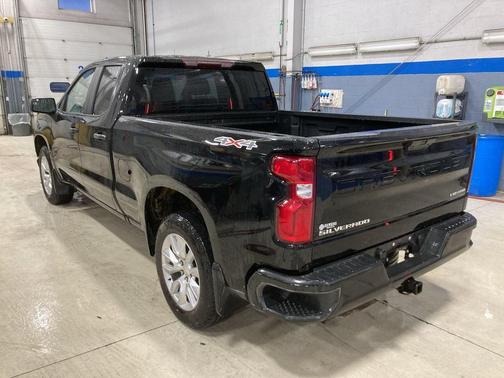 Black 2021 Chevrolet Silverado 1500 Custom