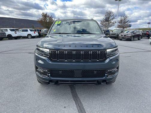 2023 Jeep Wagoneer Series II Carbide 4x4