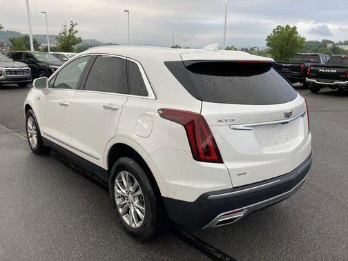 2020 Cadillac XT5 Premium Luxury