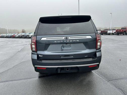 2021 Chevrolet Suburban LT