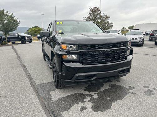 2021 Chevrolet Silverado 1500 Custom