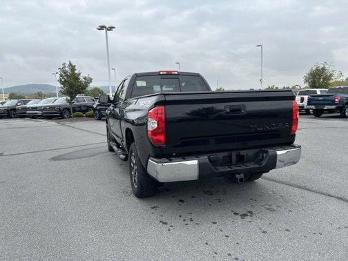 2016 Toyota Tundra SR5