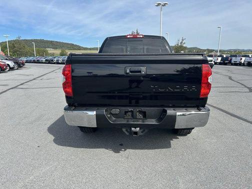 2016 Toyota Tundra SR5