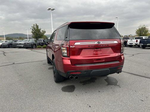 2024 Chevrolet Suburban 4WD High Country