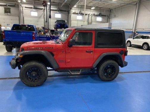 Firecracker Red Clearcoat 2018 Jeep Wrangler Rubicon