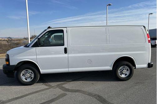 2025 Chevrolet Express 3500 RWD 3500 Regular Wheelbase WT