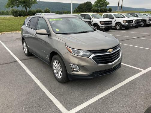 Pepperdust Metallic 2018 Chevrolet Equinox LT
