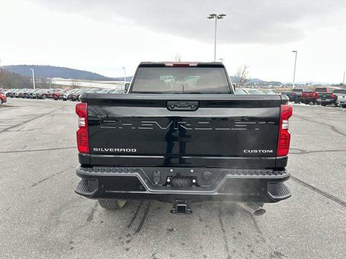 2026 Chevrolet Silverado 2500 Custom