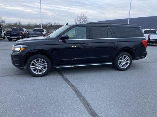 AGATE BLACK METALLIC 2022 Ford Expedition Max XLT