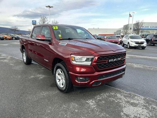 Delmonico Red Pearlcoat 2023 RAM 1500 Big Horn/Lone Star