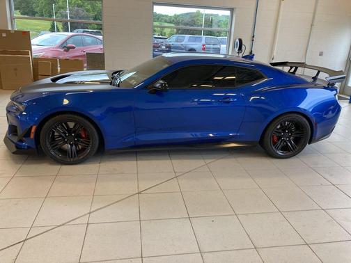 Hyper Blue Metallic 2018 Chevrolet Camaro ZL1