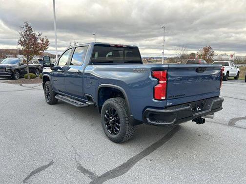 2026 Chevrolet Silverado 3500 LT