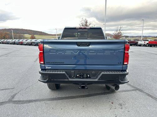 2026 Chevrolet Silverado 3500 LT