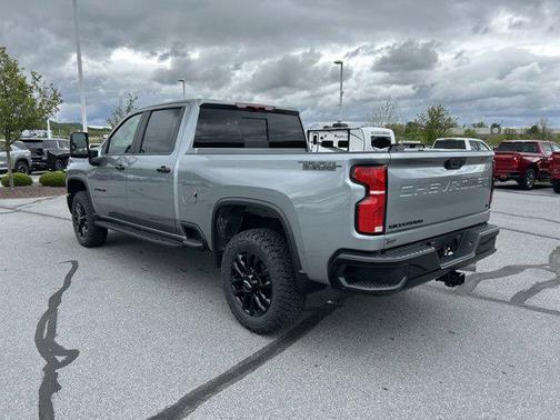 Sterling Gray Metallic 2026 Chevrolet Silverado 2500 LT