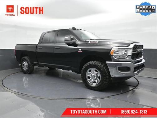 2024 RAM 2500 Tradesman Crew Cab 4x4 6'4' Box