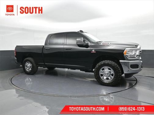 2024 RAM 2500 Tradesman Crew Cab 4x4 6'4' Box