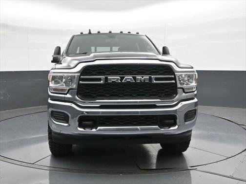 2024 RAM 2500 Tradesman Crew Cab 4x4 6'4' Box