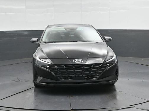 2023 Hyundai ELANTRA HEV Limited