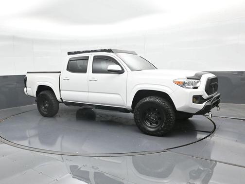 2020 Toyota Tacoma SR