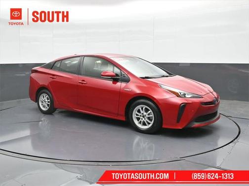 2019 Toyota Prius LE