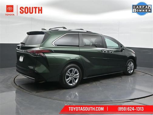 2024 Toyota Sienna Platinum