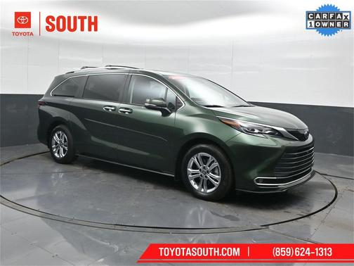 2024 Toyota Sienna Platinum
