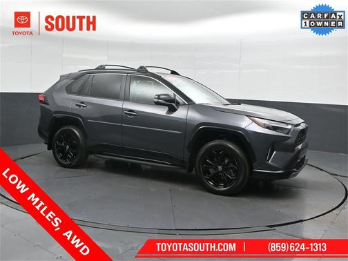 2025 Toyota RAV4 Hybrid SE