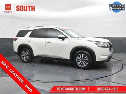 2023 Nissan Pathfinder SL 4WD