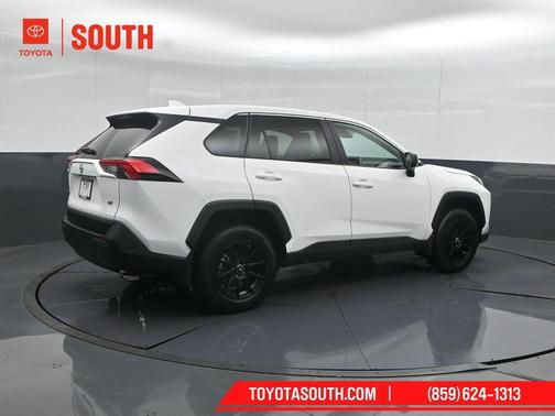 Ice Cap 2023 Toyota RAV4 LE
