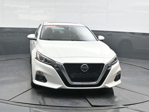 2022 Nissan Altima 2.5 SL