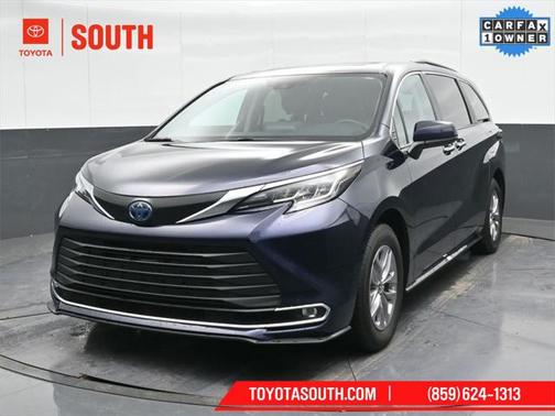 2023 Toyota Sienna XLE 7 Passenger