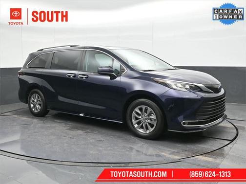 2023 Toyota Sienna XLE 7 Passenger