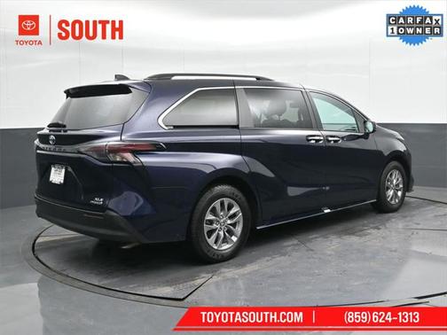 2023 Toyota Sienna XLE 7 Passenger