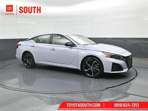 2025 Nissan Altima SR AWD